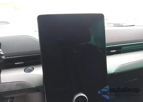 2023 Ford Mustang Mach-E Select z USA, uszkodzony, nr VIN 3FMTK1S5XPMB00664